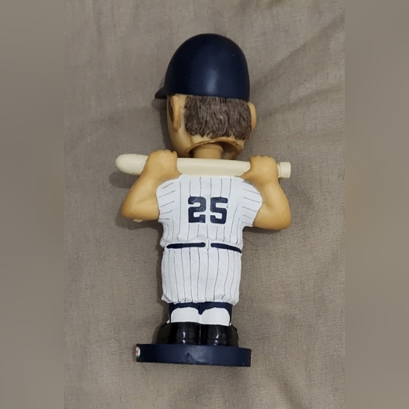 Jason Giambi NY Yankees #25 Bobblehead - Picture 2 of 4